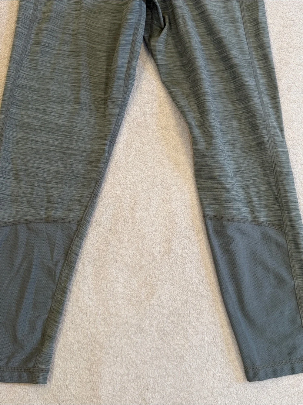 Nike PRO Womens Size Medium Midrise Crop Leggings Pant Mesh Panels Gray